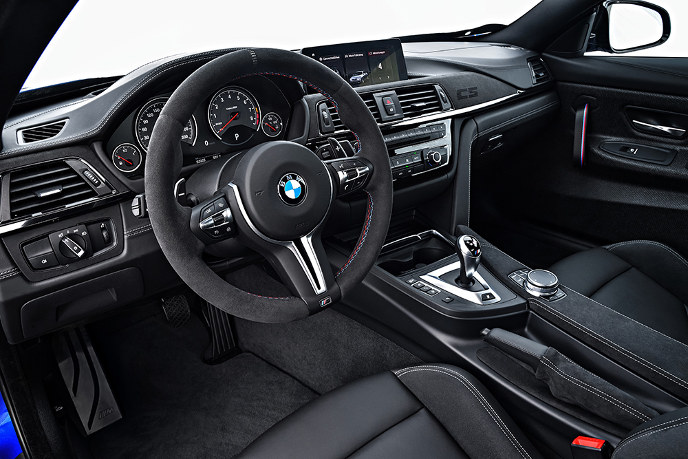  BMW M4 CS   en México interior pantalla touch de  .  pulgadas volante forrado