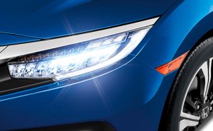 Honda Civic 2018 en México, frente con faros LED