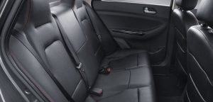 JAC J4 interior asientos de piel 2018 en México