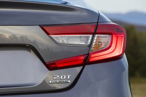 Honda Accord 2018 Touring 2.0T en México emblema