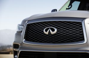 Infiniti QX80 2018 en Mexico frente