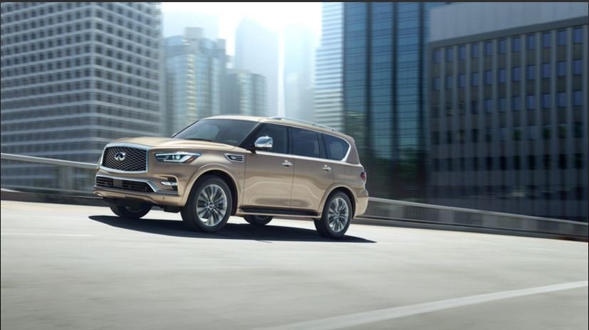 Infiniti QX80 2018 en Mexico en calle