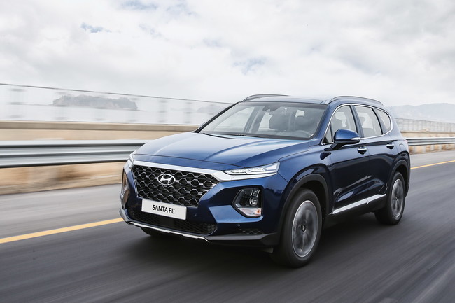 Hyundai Santa Fe 2019 en movimineto