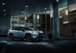 Toyota RAV4 2019 estacionado