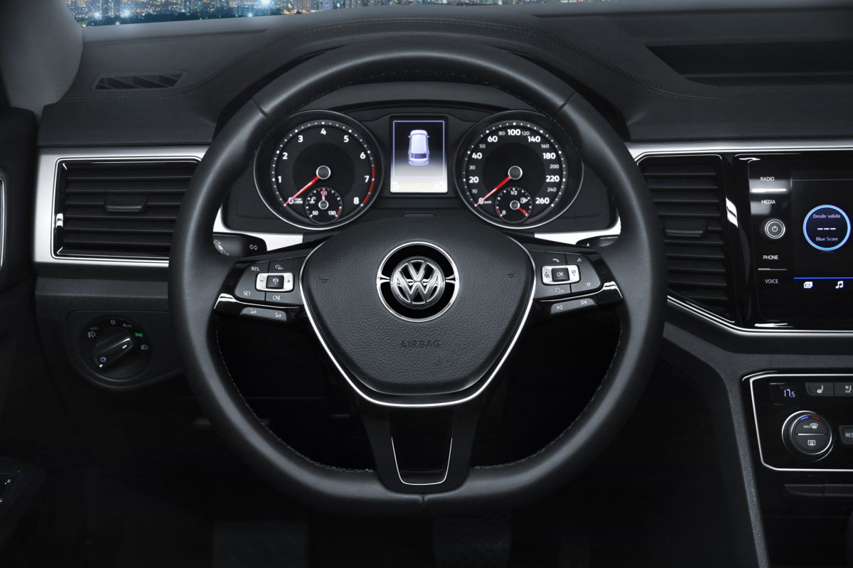 Volkswagen Teramont 2019 México - Interior volante multifuncional