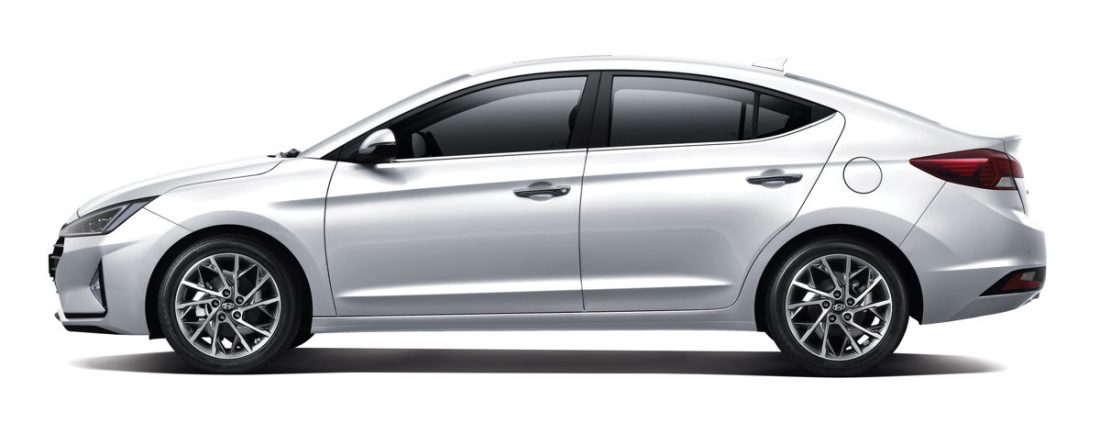 Hyundai Elantra 2019 lateral