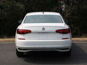 Volkswagen Passat 2020 boceto posterior