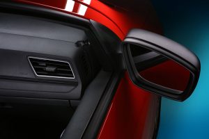 Volkswagen Gol 2019 color rojo en México - espejos laterales color negro