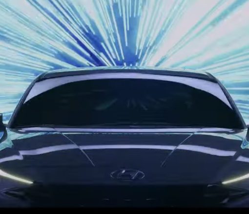 Hyundai Elantra 2022 frente