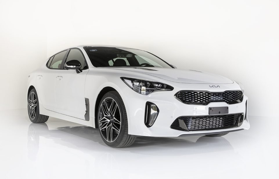 Kia Stinger 2022 en México color blanco