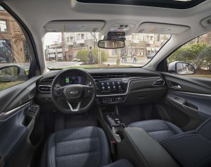Chevrolet Bolt EUV 2022 en México interior, pantalla touch, volante, asientos, tablero
