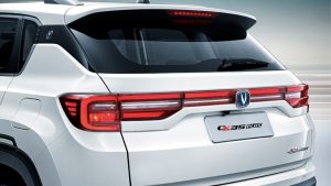 Changan CS35 Plus 2022 en México parte posterior lateral faros