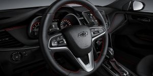 Chevrolet Cavalier RS Turbo 2022 volante con controles