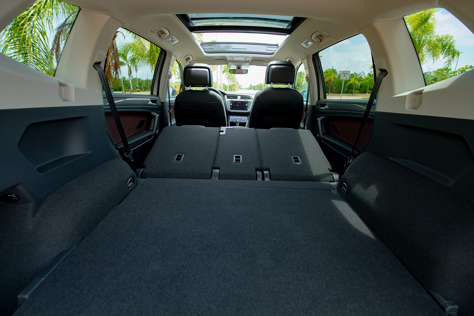 Volkswagen Tiguan 2022 en México - interior asientos reclinables