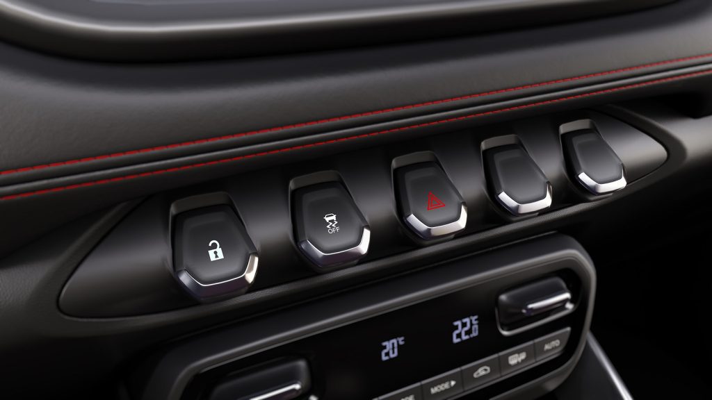 Chevrolet Groove 2022 en México interior botones y aire