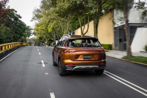 Dodge Journey 2022 en México en calle