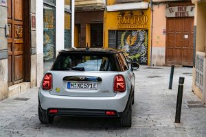 MINI Cooper SE 2022 México posterior