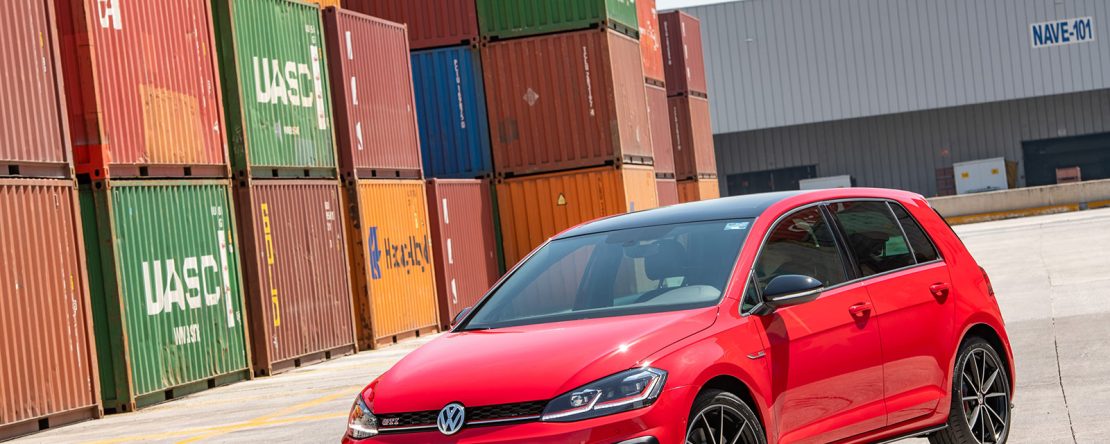 Último Volkswagen GTI en México se despide en subasta