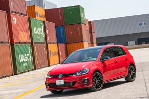 Último Volkswagen GTI en México se despide en subasta