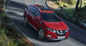 Nissan X-Trail Híbrida 2021 en México frente y quemacocos