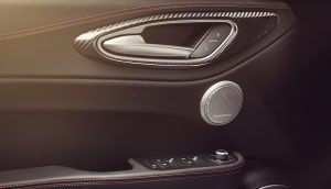Alfa Romeo Giulia 2022 QV interior sistema de audio