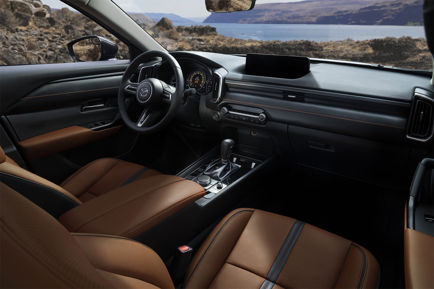 Mazda CX-50 2023 interior, pantalla y asientos