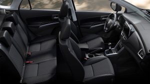 Suzuki S-Cross 2023 interiores, asientos
