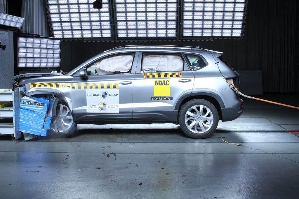 Volkswagen Taos, en prueba de impacto frontal en Latin NCAP 2021 con cinco estrellas - hecho en México y Argentina