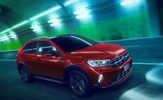 Volkswagen Nivus 2022 en México exterior en calle