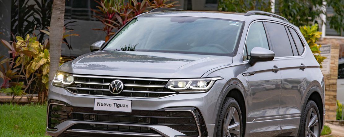 Volkswagen Tiguan 2022 color plata en México