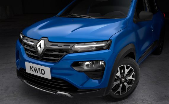 Renault Kwid 2023 color azul faros LED frontales y nueva parrilla