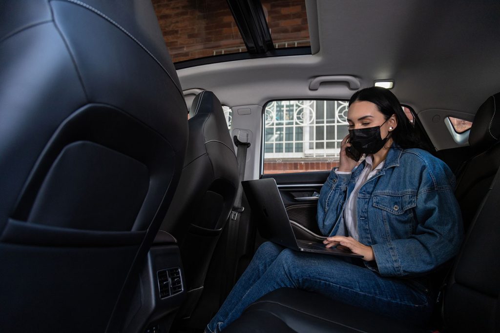 Beat Zero servicio de viajes con autos eléctricos cómodos y seguros - interior