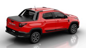 RAM 700 2022 en México color rojo diseño exterior con doble cabina y cajuela