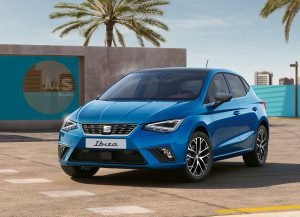 SEAT Ibiza 2022 en México color azul - renovado diseño exterior