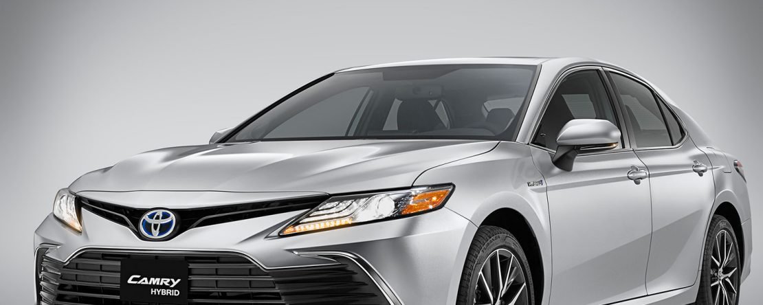 Toyota Camry 2022 en México color plata