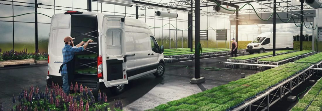 Ford E-Transit 2022 en México la Van 100% eléctrica - grandes espacios de carga