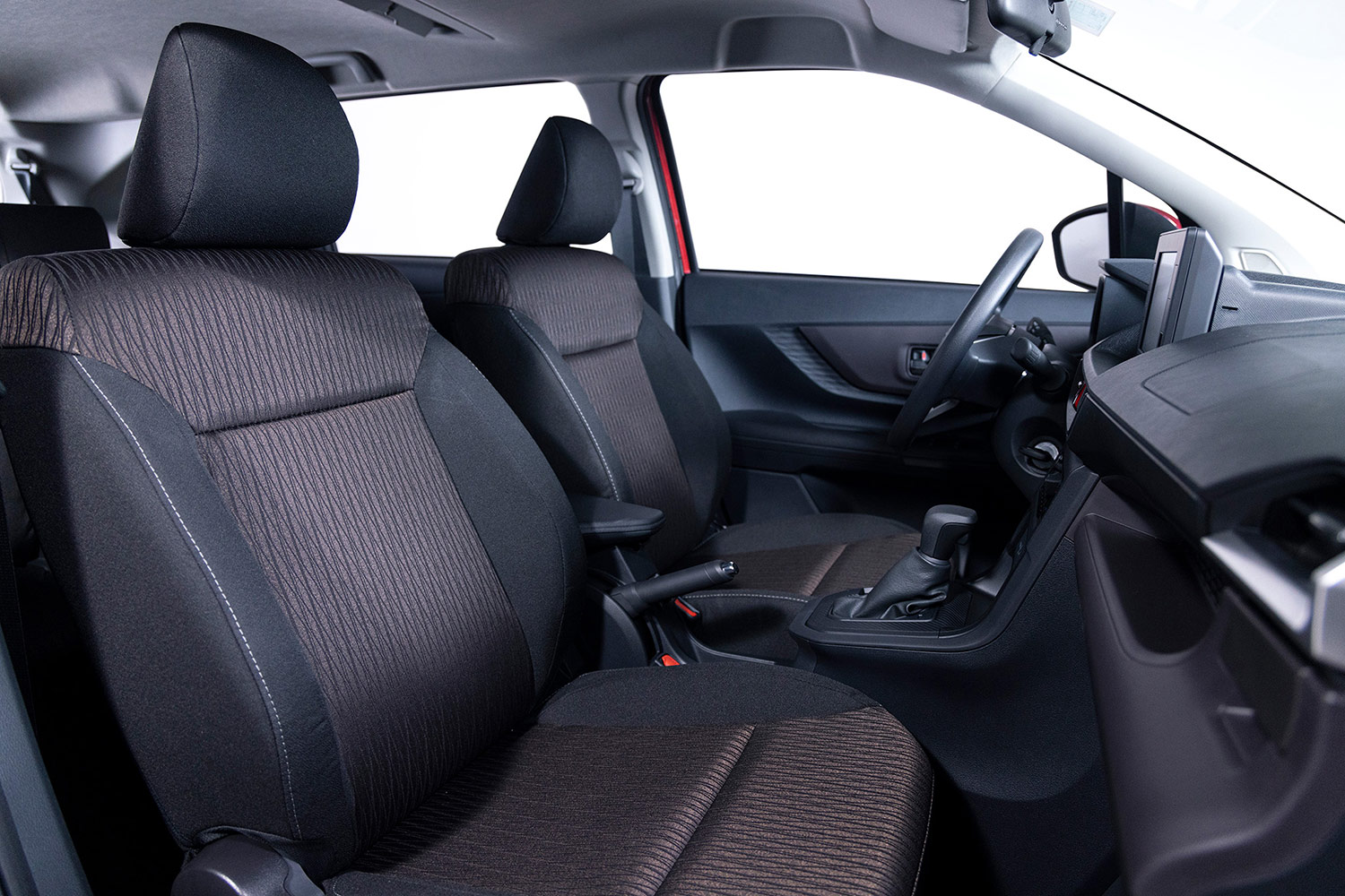 Toyota Avanza 2022 en México - interior con nuevos asientos y acabados
