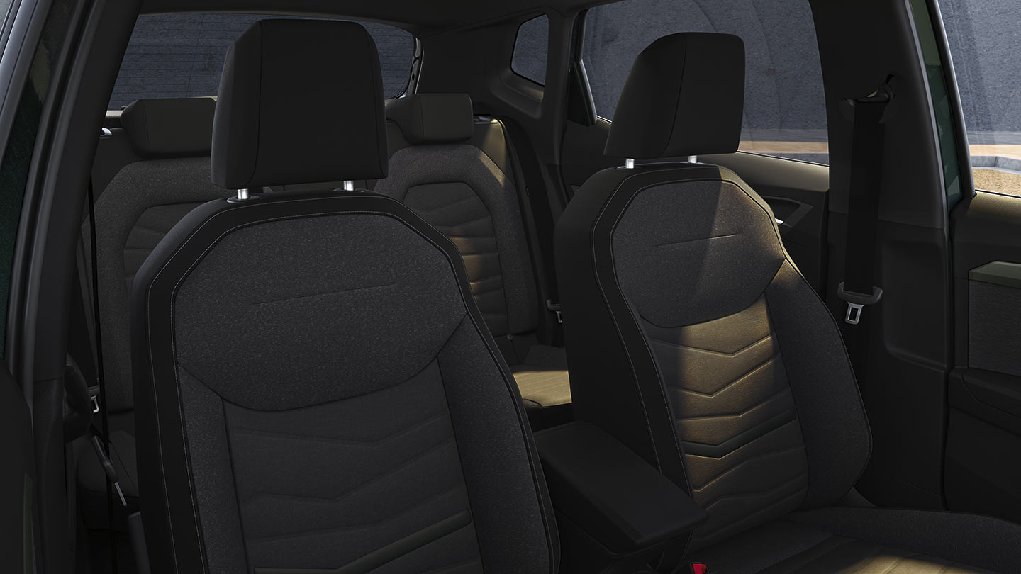 SEAT Arona 2022 en México con nuevo diseño interior - asientos delanteros
