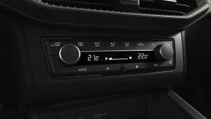 SEAT Arona 2022 en México con nuevo diseño interior - aire acondicionado automático