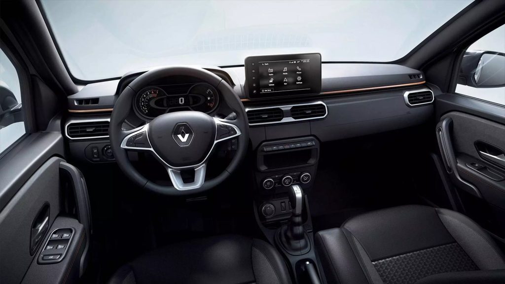 Renault Oroch 2023 en México interiores con pantalla touch de 8" con Android Auto y Apple CarPlay inalámbrico