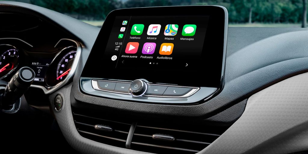 Chevrolet Onix 2023 en México interior con pantalla flotante con Android Auto y Apple CarPlay