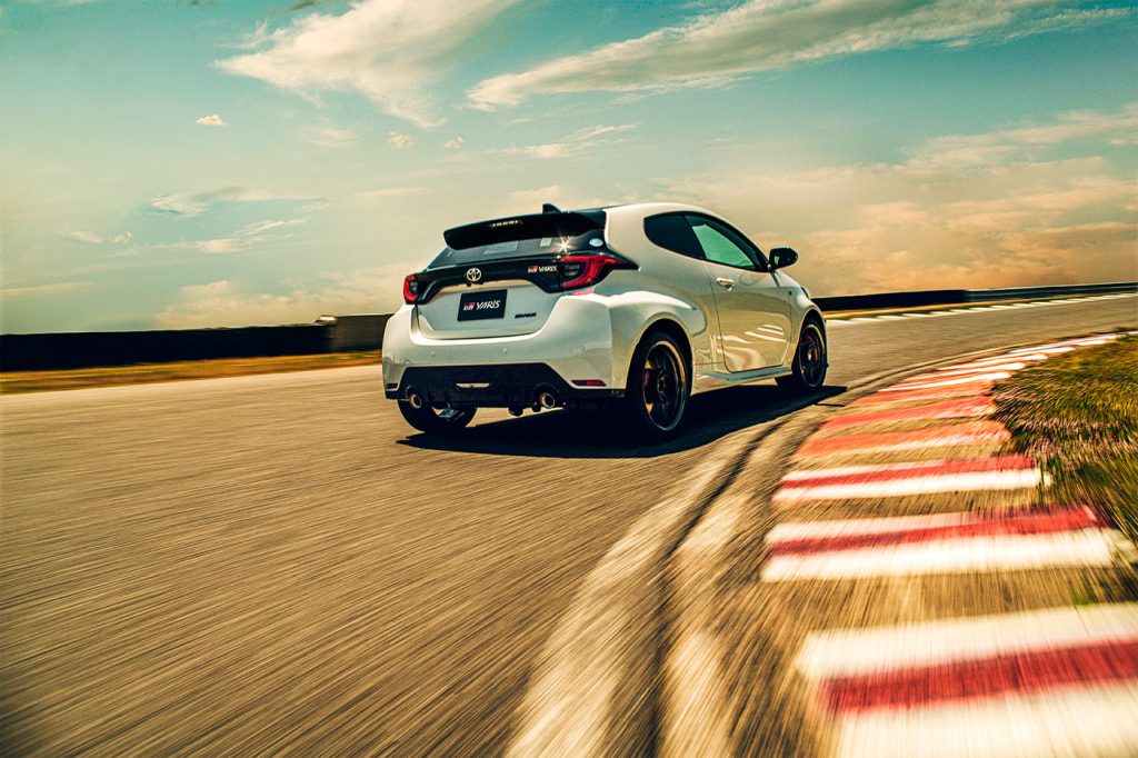 Toyota GR Yaris 2023 en México llanta y suspensión, amortiguadores ...
