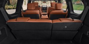 Infiniti QX80 2022 en México interior con materiales de lujo y asientos con hasta 8 pasajeros