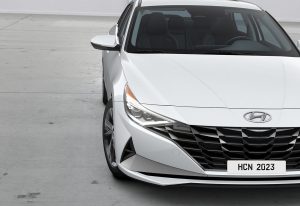 Hyundai Elantra Híbrido 2023 en México - frente