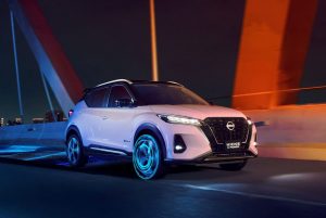 Nissan Kicks e-Power 2023 en México diseño exterior con faros LED y rines iluminados