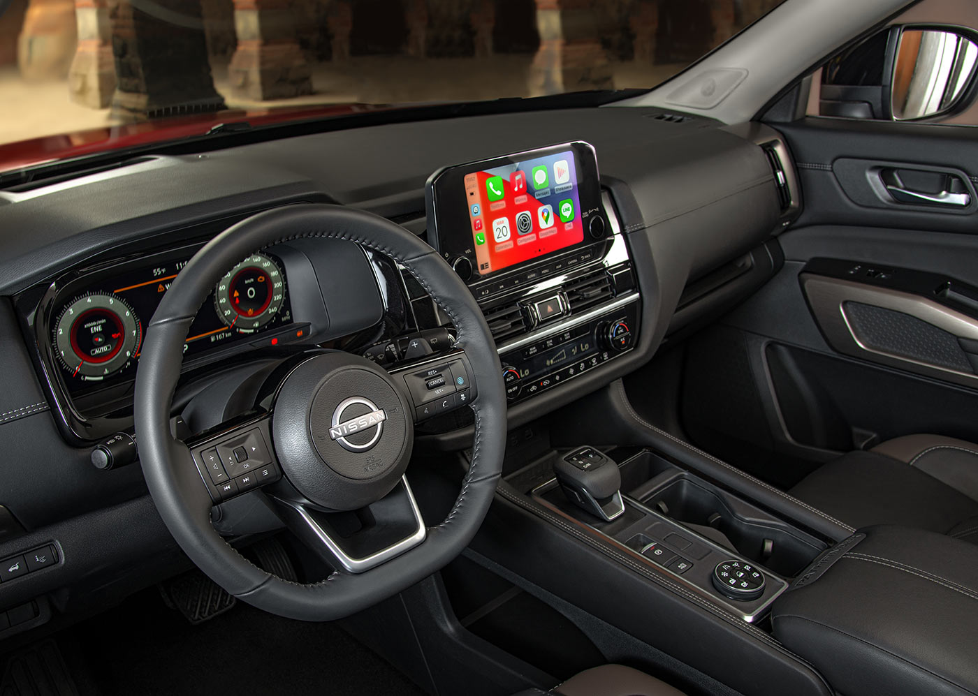 Nissan Pathfinder 2023 en México bicolor diseño exterior totalmente renovado - interior lujoso con pantallas a color