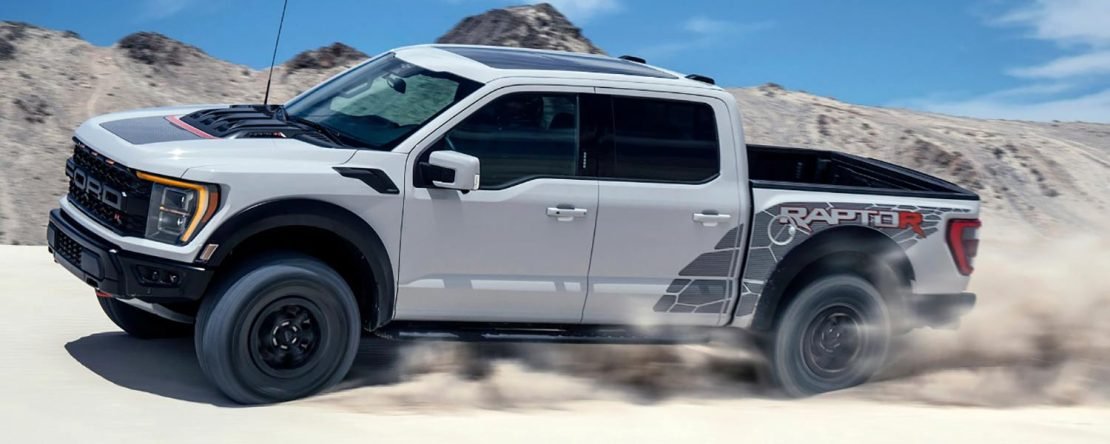 Ford Lobo Raptor R 2023 en México, la más potente pickup en terreno difícil - diseño exterior parte lateral