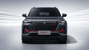 Changan CS35 Plus Turbo 2024 en México - diseño exterior de frente con parrilla amplia, faros LED, faros antiniebla