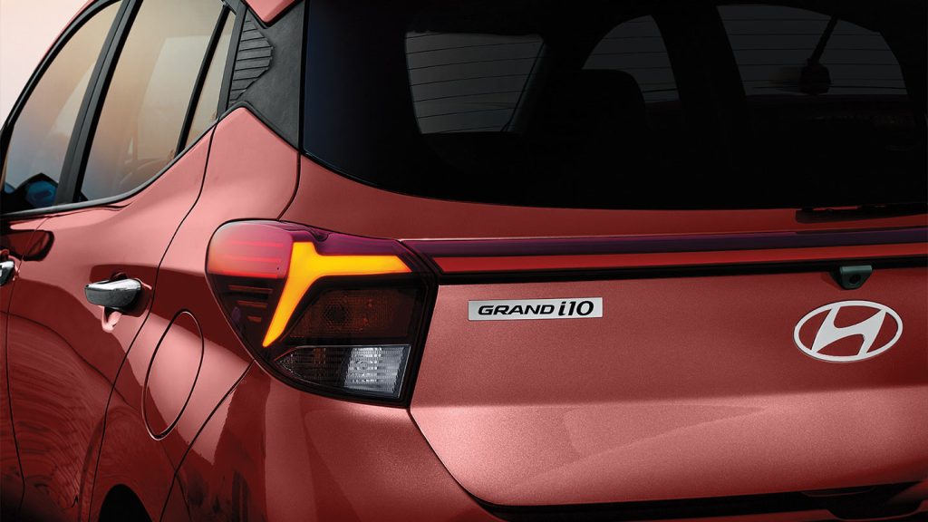 Hyundai Grand i10 hatchback 2024 en México - faros LED posteriores