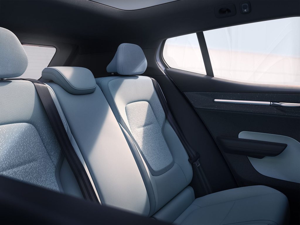 Volvo EX30 2024 pronto en México - interiores: asientos posteriores